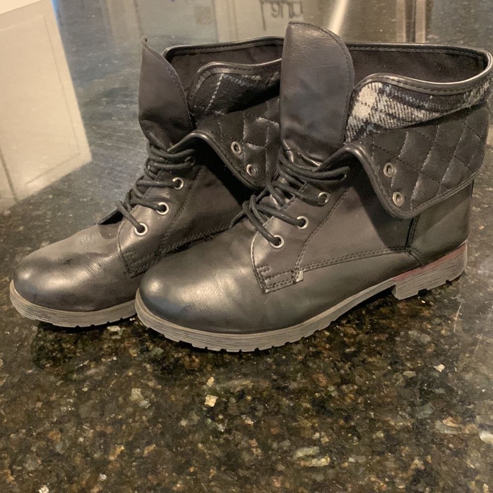 • Rock & Candy Grunge Combat Boots •